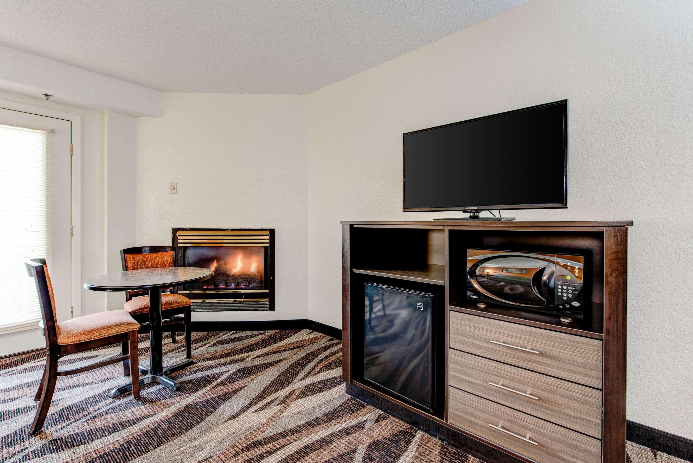 Quality Inn Creekside - Downtown Гетлинбург Екстериор снимка